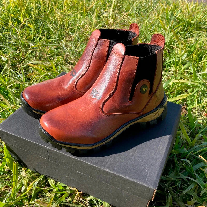 Men's Adventure Boot Kit in Genuine Leather and Orthopedic Insole + GIFTS: Hat, Belt, Wallet and Cup